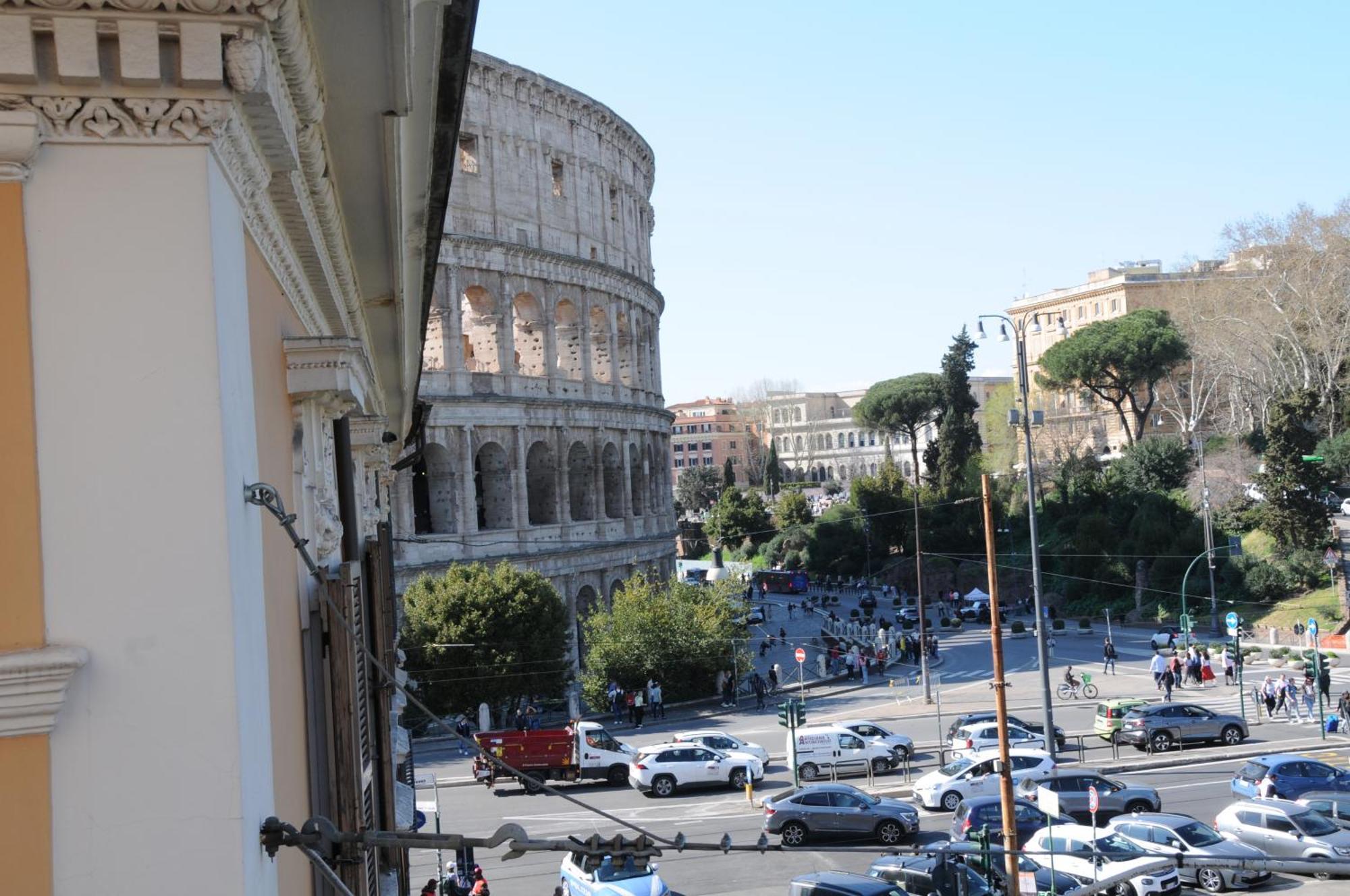 A Casa Di Lu, Al Colosseo - Guest House Rome Exterior photo