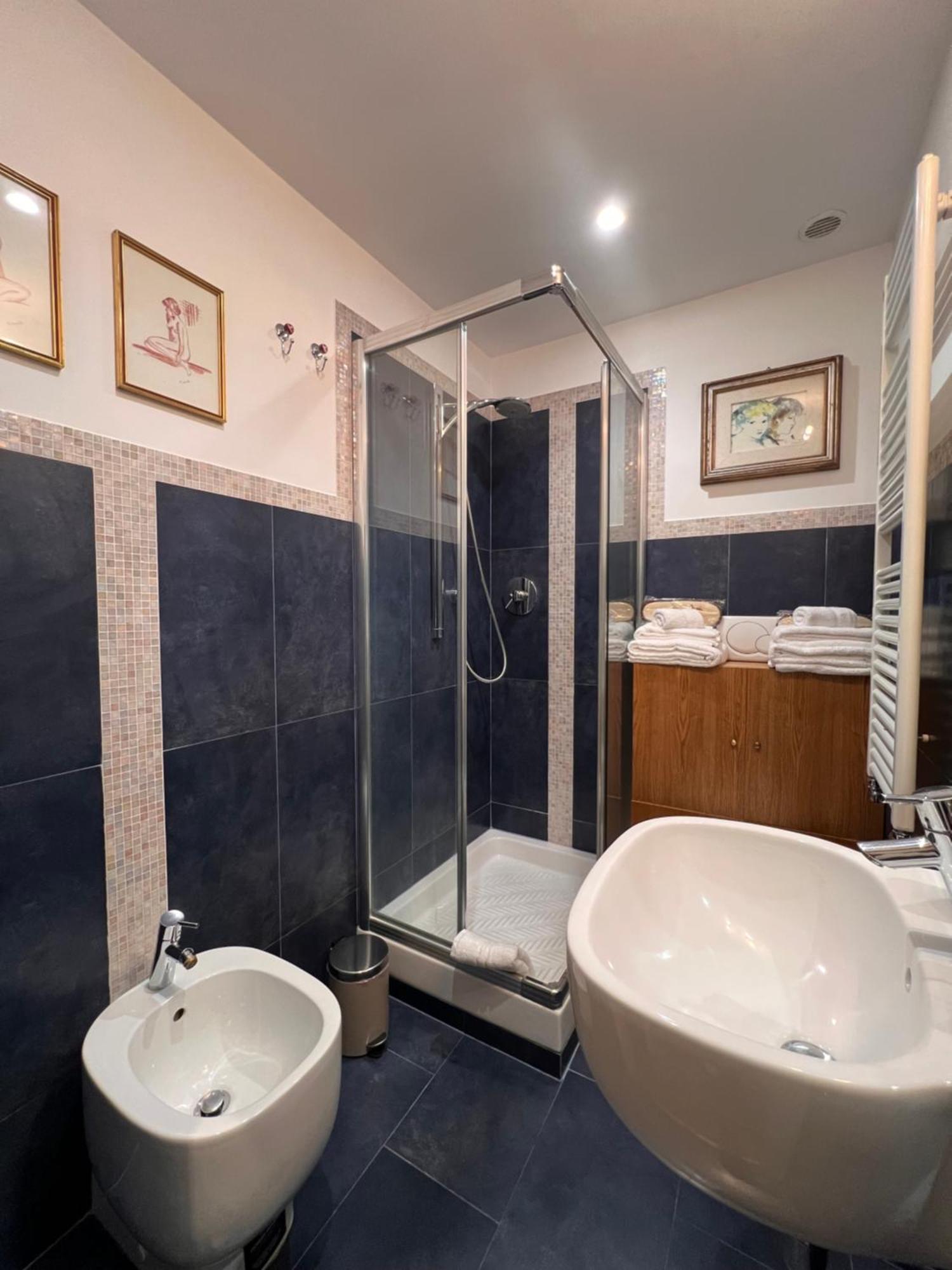 A Casa Di Lu, Al Colosseo - Guest House Rome Exterior photo