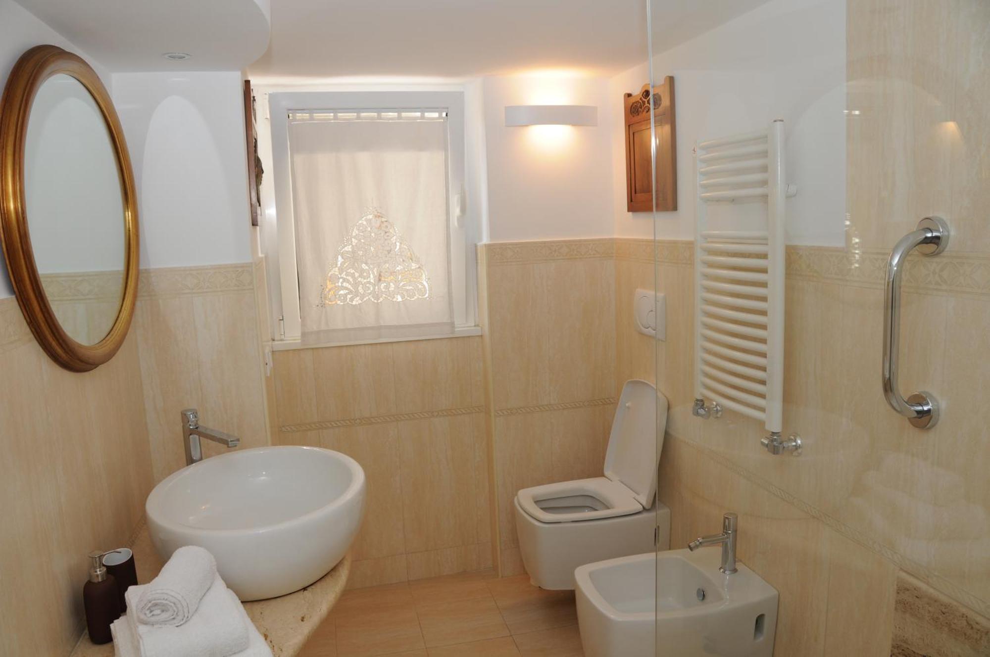 A Casa Di Lu, Al Colosseo - Guest House Rome Exterior photo